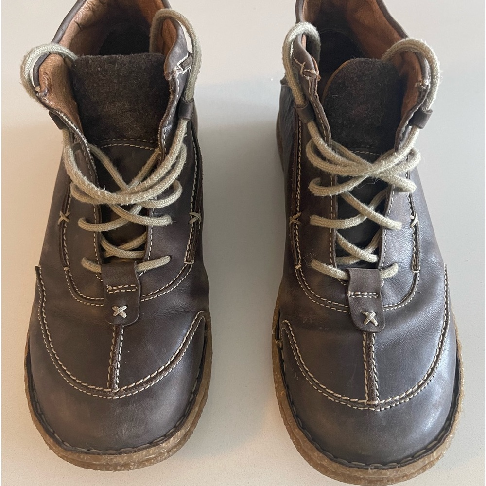 Joseph Seibel boots, size 39. Good condition!